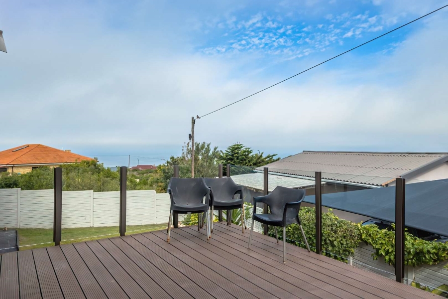 5 Bedroom Property for Sale in Dana Bay Western Cape
